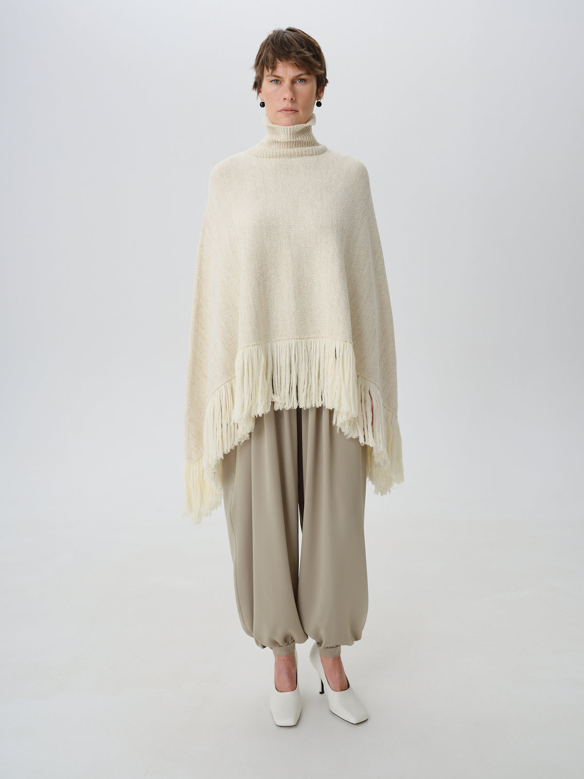 Poncho “Milk Blush”