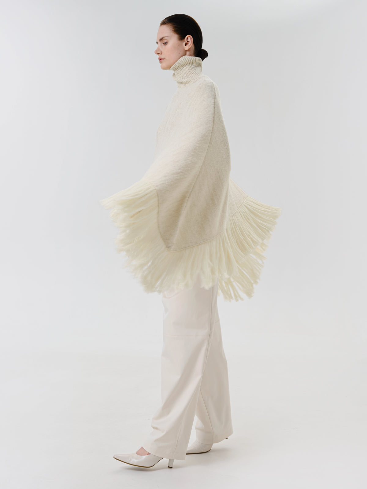 Poncho “Milk Blush”