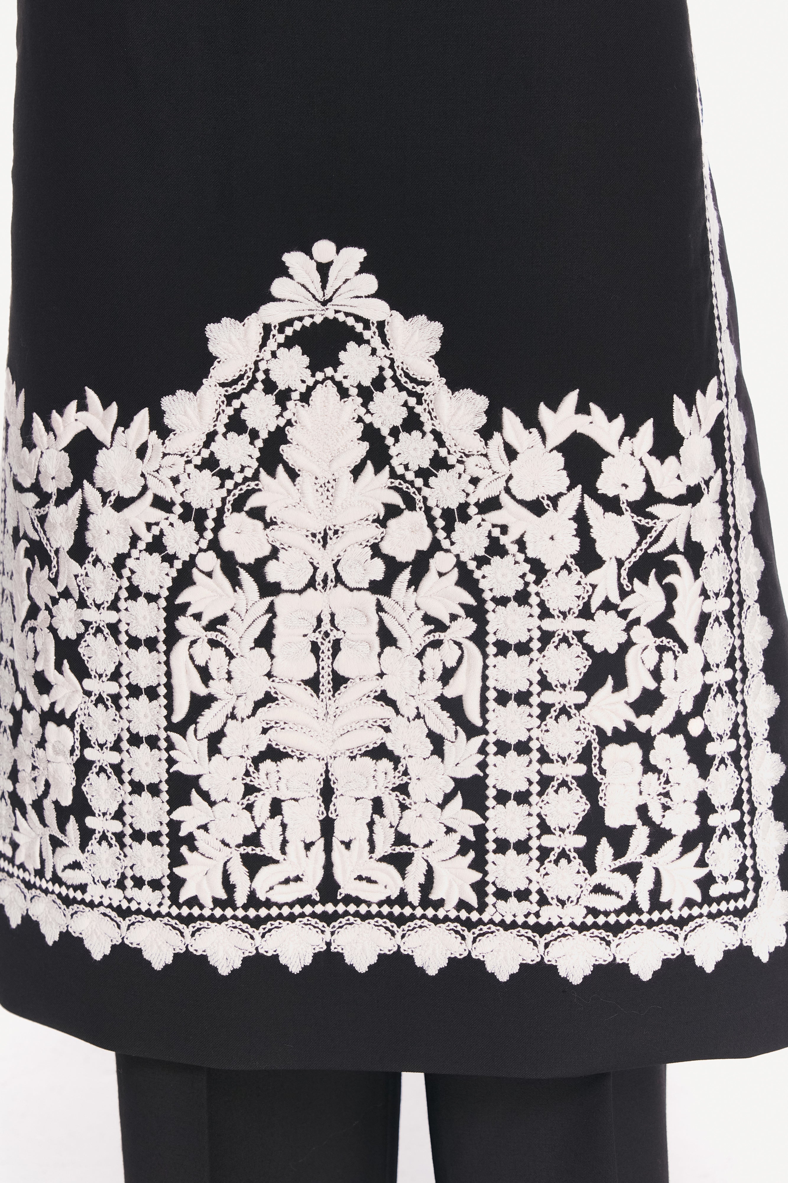 PLAKHTA «FILIGREE»
