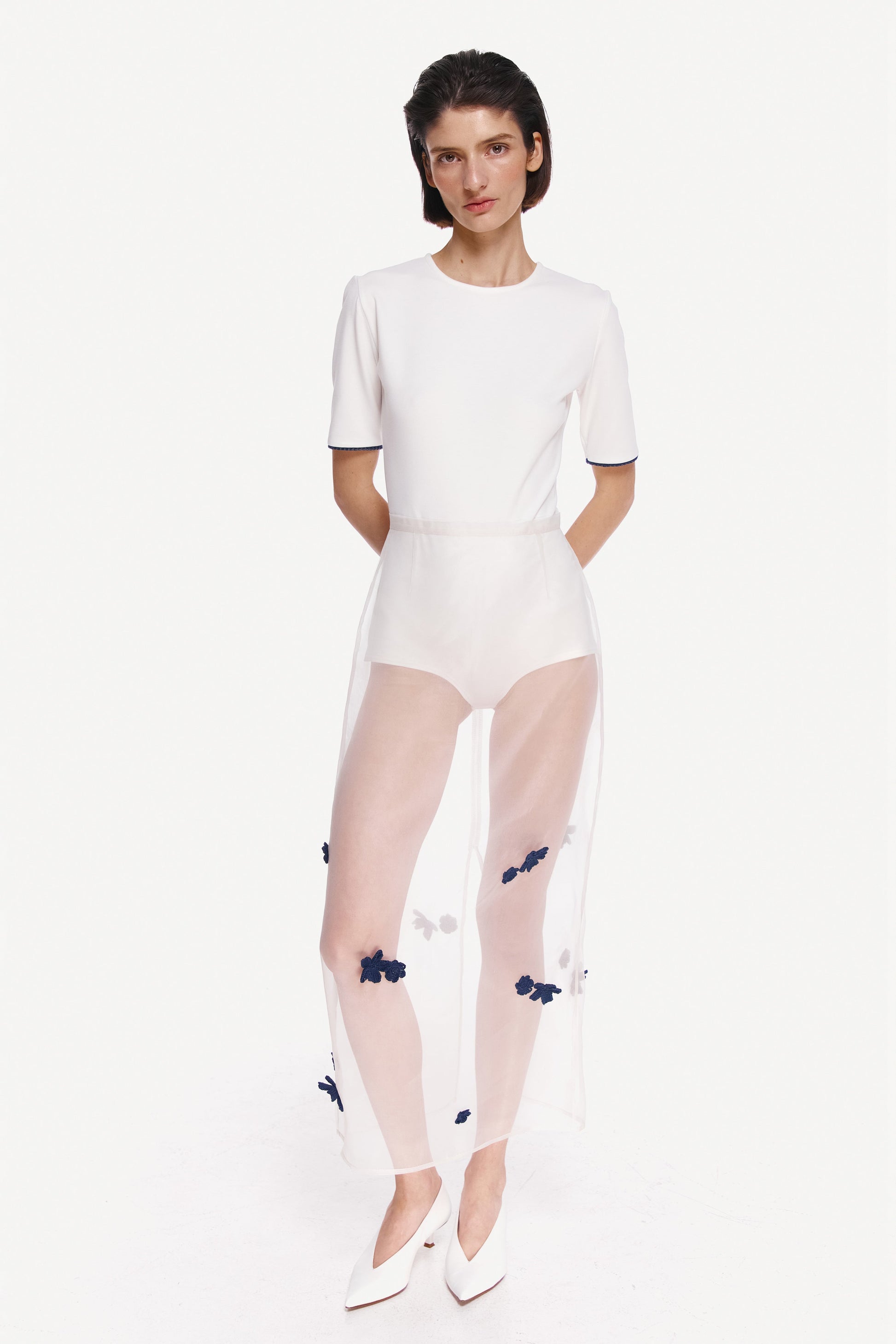 WHITE BODY