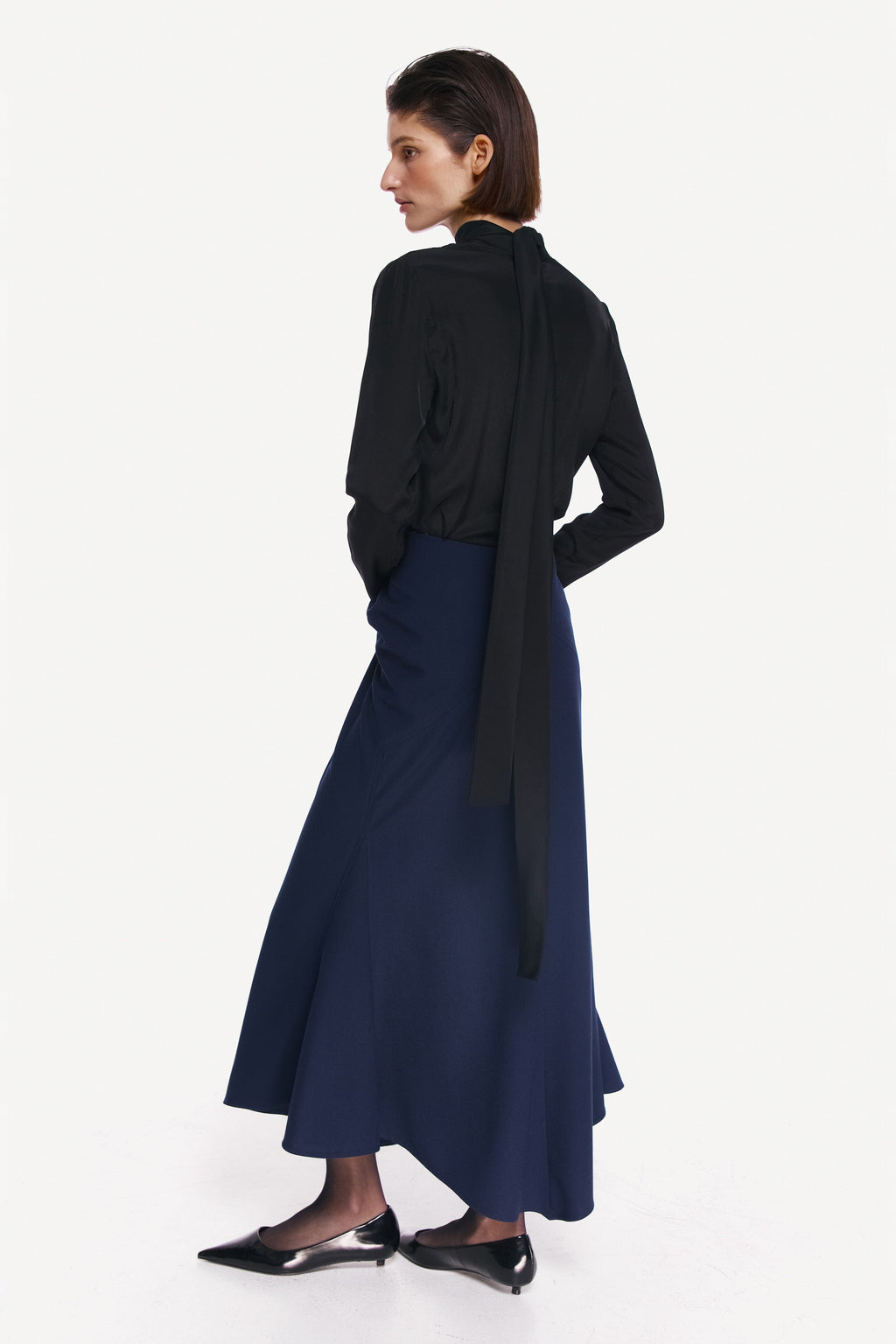 BLACK BLOUSE